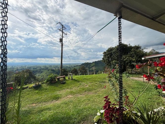 Finca en venta en Guayaquil Bajo, Armenia, 240 m² · foto 12 de 17