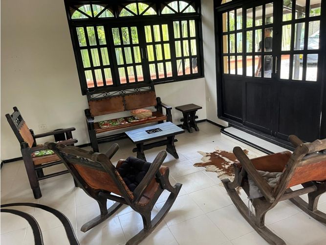 Casa de 4 alcobas en venta en Armenia, 350 m² · foto 7 de 24