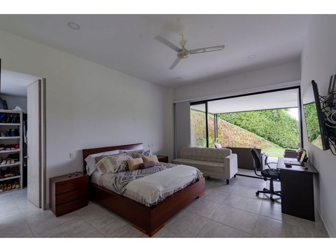 Casa de 4 alcobas en venta en Pueblo Tapao, Armenia, 360 m² · foto 17 de 24