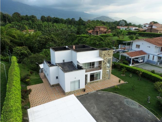 Casa de 4 alcobas en venta en La Yé, Armenia, 550 m² · foto 13 de 16
