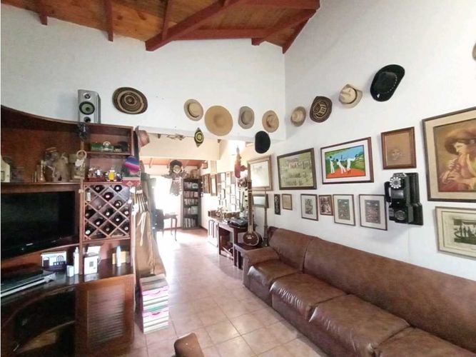 Casa de 4 alcobas en venta en Providencia, Armenia, 430 m² · foto 14 de 24