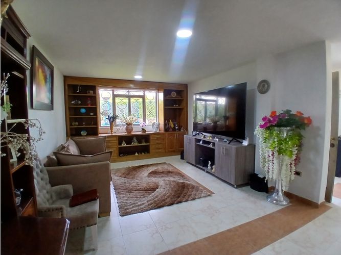Casa de 6 alcobas en venta en Armenia, 840 m² · foto 13 de 24