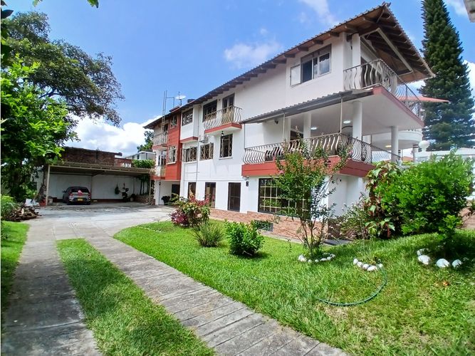 Casa de 6 alcobas en venta en Armenia, 840 m² · foto 18 de 24