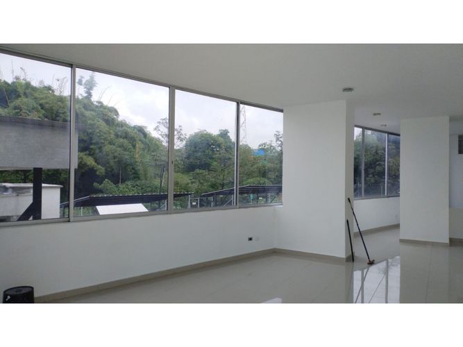 Local en venta en Avenida Centenario, Armenia, 267 m² · foto 3 de 12