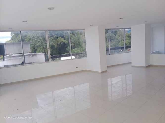 Local en venta en Avenida Centenario, Armenia, 267 m² · foto 11 de 12
