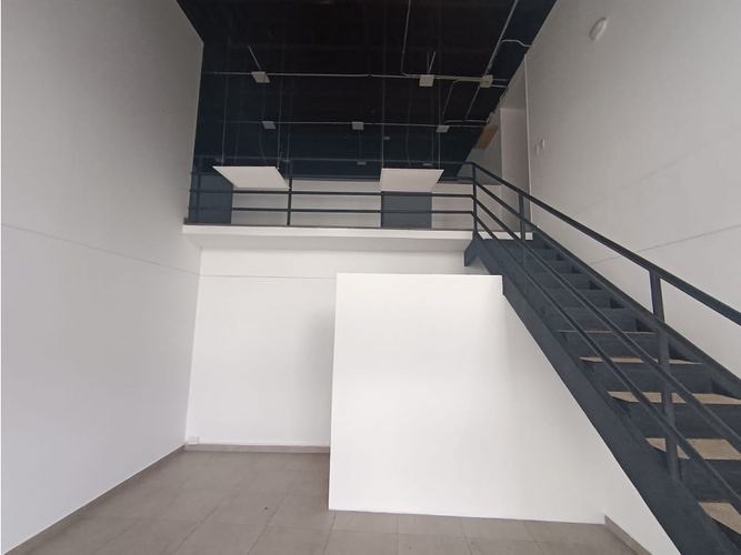 Local en venta en Fundadores, Armenia, 348 m² · foto 11 de 15