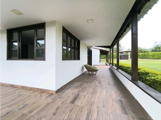 Casa de 6 alcobas en venta en Puerto Espejo, Armenia, 419 m² · foto 7 de 24