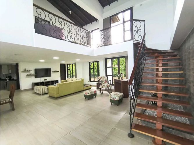 Casa de 6 alcobas en venta en Puerto Espejo, Armenia, 419 m² · foto 12 de 24