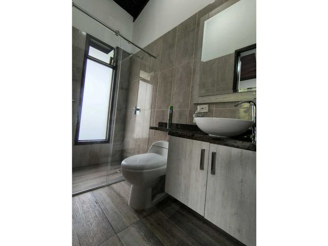 Casa de 6 alcobas en venta en Puerto Espejo, Armenia, 419 m² · foto 20 de 24