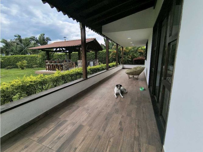 Casa de 6 alcobas en venta en Puerto Espejo, Armenia, 419 m² · foto 24 de 24