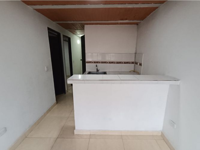 Casa de 6 alcobas en venta en Fundadores, Armenia, 106 m² · foto 3 de 16
