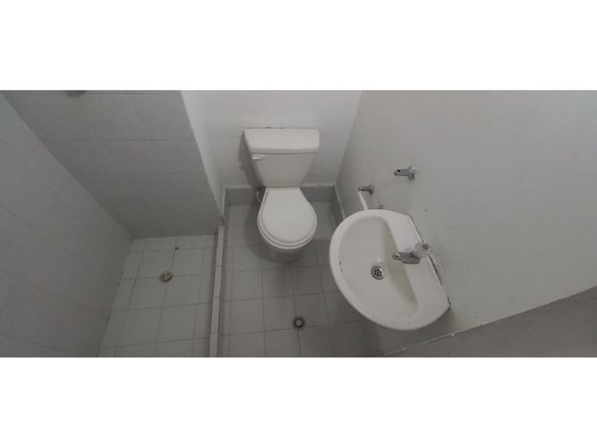 Casa de 6 alcobas en venta en Fundadores, Armenia, 106 m² · foto 13 de 16