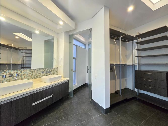 Casa de 3 alcobas en venta en El Caimo, Armenia, 300 m² · foto 24 de 24