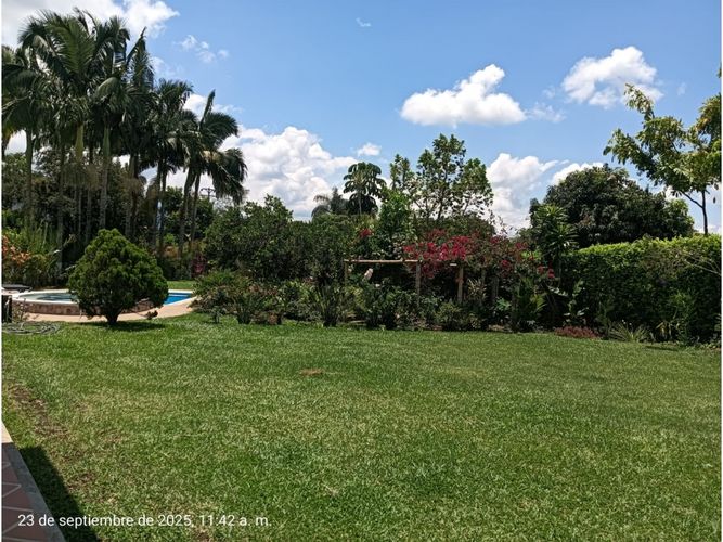 Casa de 6 alcobas en venta en Via El Eden, Armenia, 318 m² · foto 4 de 19