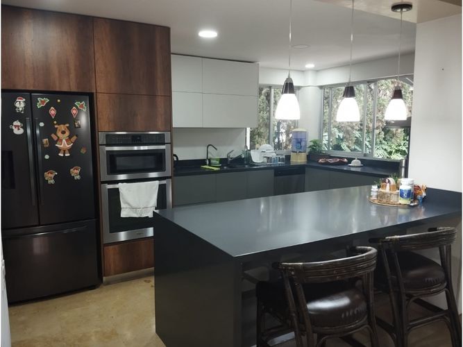 Casa de 4 alcobas en venta en La Castellana, Armenia, 356 m² · foto 18 de 24