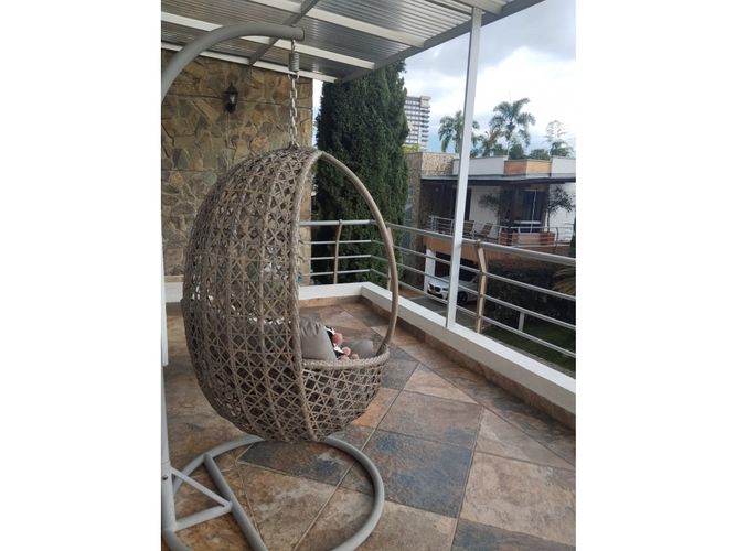 Casa de 4 alcobas en venta en La Castellana, Armenia, 356 m² · foto 21 de 24