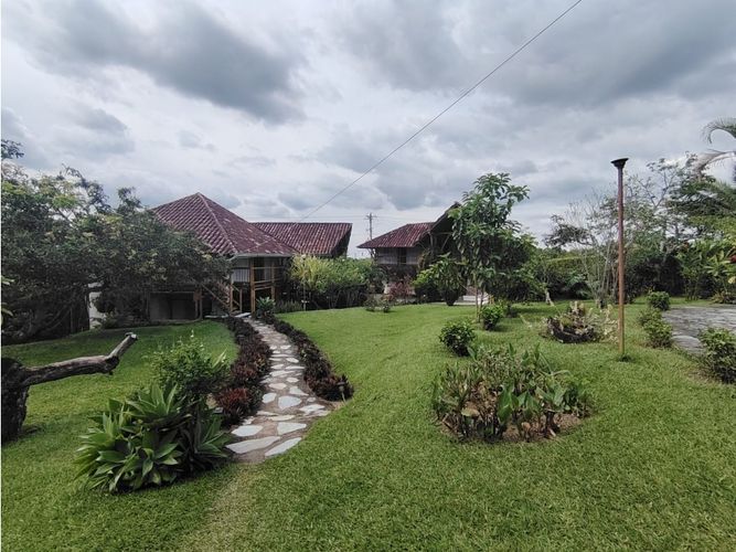 Casa de 8 alcobas en venta en El Caimo, Armenia, 889 m² · foto 4 de 24
