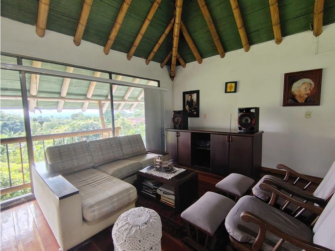 Casa de 8 alcobas en venta en El Caimo, Armenia, 889 m² · foto 10 de 24