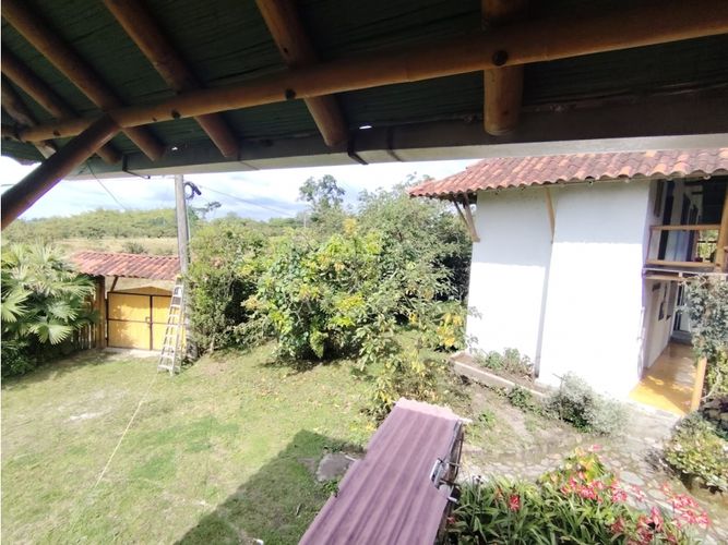 Casa de 8 alcobas en venta en El Caimo, Armenia, 889 m² · foto 22 de 24