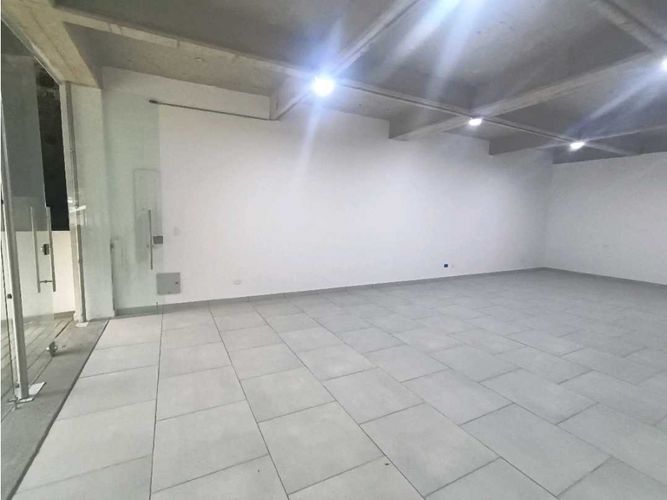 Local en arriendo en Avenida 19 Norte, Armenia, 98 m² · foto 7 de 12