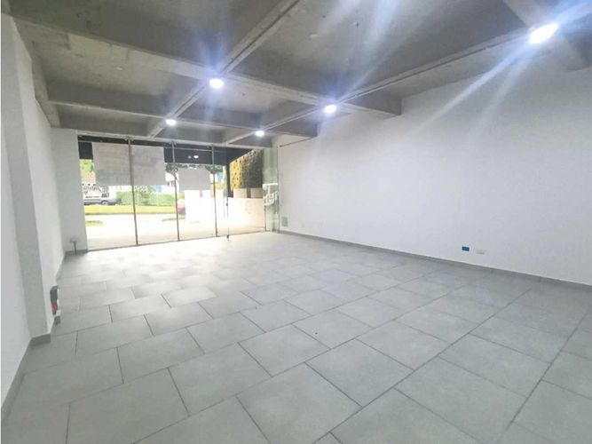 Local en arriendo en Avenida 19 Norte, Armenia, 98 m² · foto 9 de 12