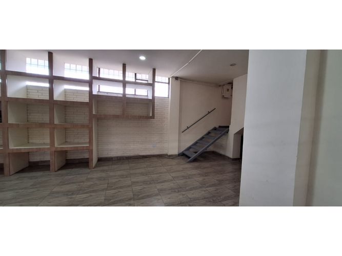 Bodega en arriendo en Quindio, Armenia, 700 m² · foto 3 de 4