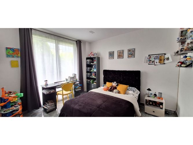 Casa de 4 alcobas en venta en Vía El Caimo, Armenia, 240 m² · foto 15 de 24