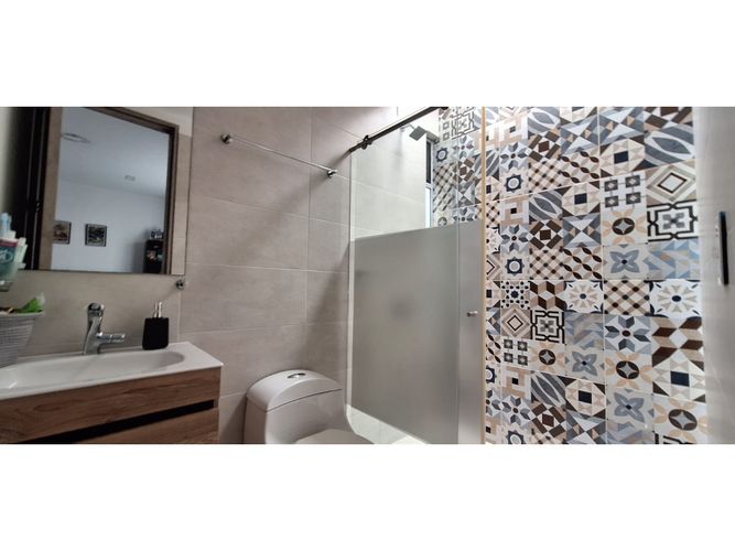 Casa de 4 alcobas en venta en Vía El Caimo, Armenia, 240 m² · foto 17 de 24