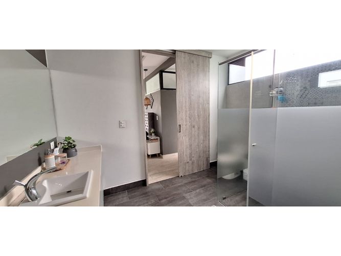Casa de 4 alcobas en venta en Vía El Caimo, Armenia, 240 m² · foto 20 de 24