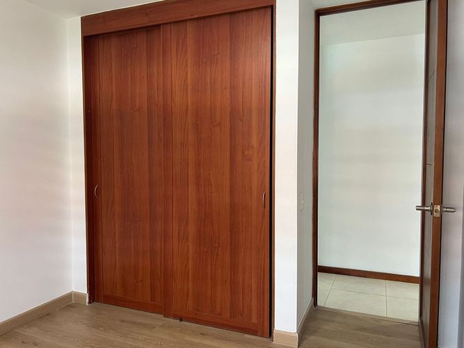 Apartamento de 3 alcobas en arriendo en Cumbres, Envigado, 80 m² · foto 7 de 15