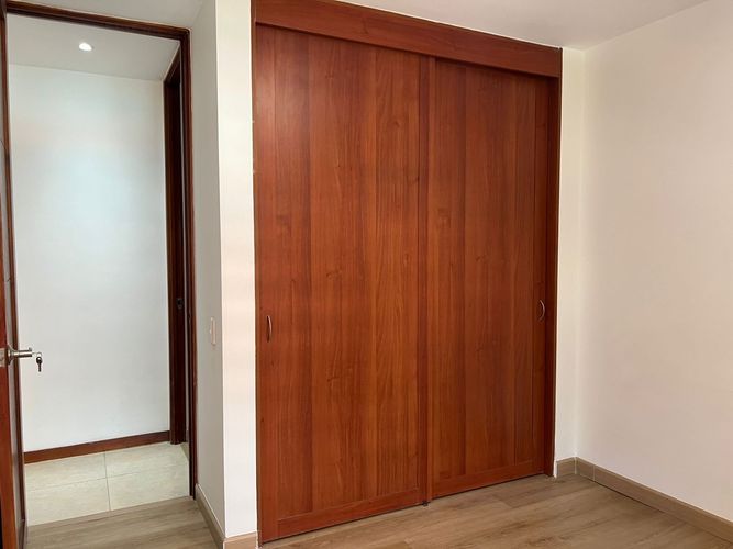 Apartamento de 3 alcobas en arriendo en Cumbres, Envigado, 80 m² · foto 9 de 15