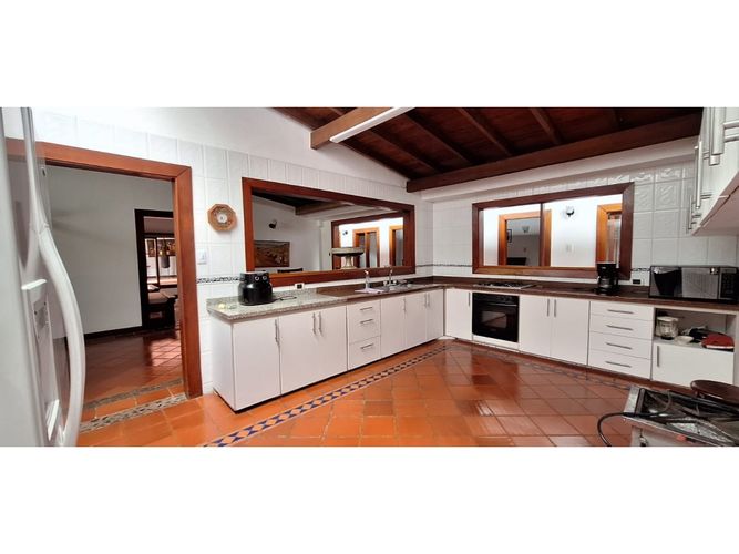 Casa de 9 alcobas en venta en El Eden, Armenia, 780 m² · foto 10 de 24