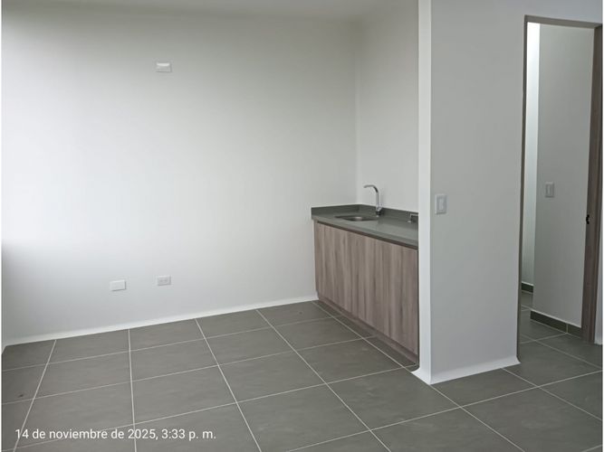 Consultorio en arriendo en Avenida Centenario, Armenia, 33 m² · foto 3 de 7