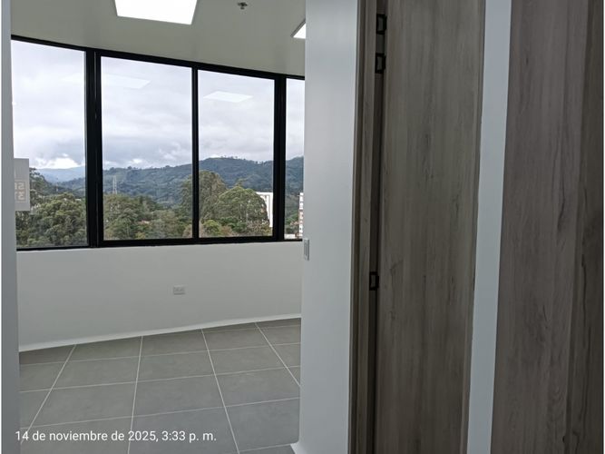 Consultorio en arriendo en Avenida Centenario, Armenia, 33 m² · foto 4 de 7