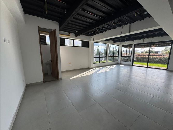 Local en venta en Via Circasia, Armenia, 90 m² · foto 10 de 14