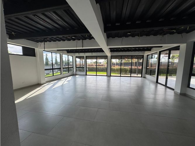 Local en venta en Via Circasia, Armenia, 90 m² · foto 12 de 14