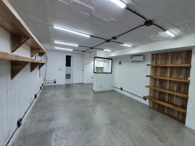 Oficina en arriendo en Astorga, Medellín, 140 m² · foto 5 de 9