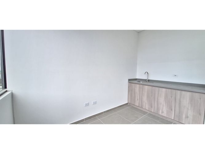 Consultorio en arriendo en Avenida Centenario, Armenia, 29 m² · foto 5 de 9