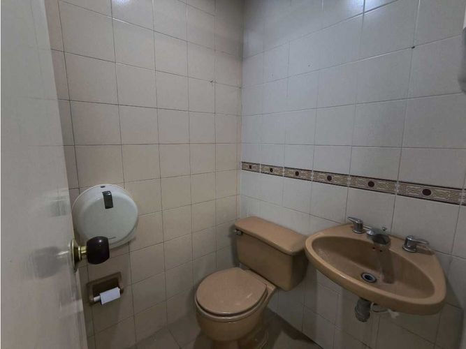 Consultorio en arriendo en Parque Sucre, Armenia, 42 m² · foto 14 de 18