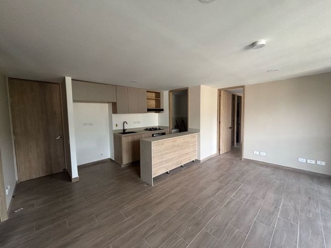 Apartamento en venta en Loma De San Jose, Sabaneta · foto 4 de 13