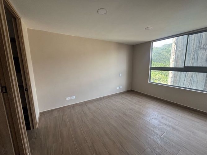 Apartamento en venta en Loma De San Jose, Sabaneta · foto 7 de 13