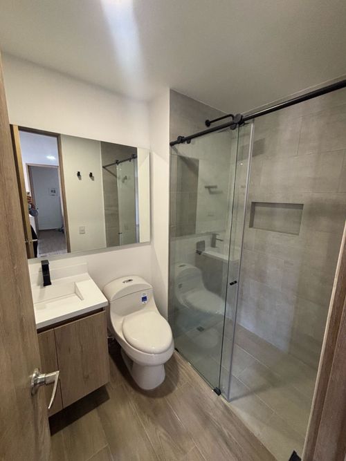 Apartamento en venta en Loma De San Jose, Sabaneta · foto 11 de 13