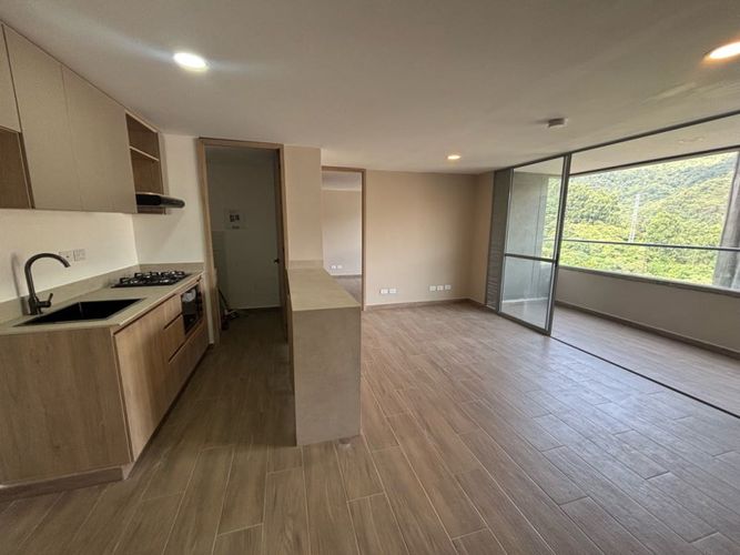 Apartamento en venta en Loma De San Jose, Sabaneta · foto 12 de 13