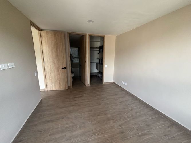 Apartamento en venta en Loma De San Jose, Sabaneta · foto 13 de 13