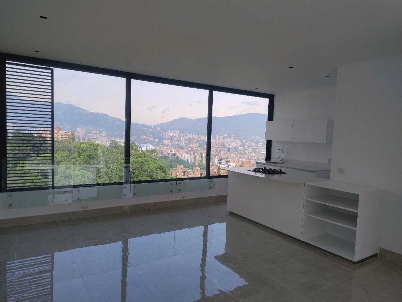 1BR Apartment in Suroriente (90 m²) - 2