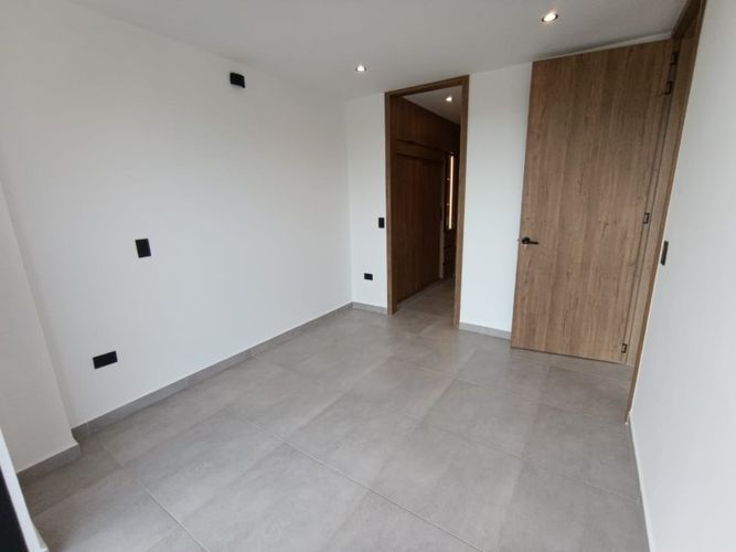 Apartamento de 2 alcobas en venta en La Ceja, 76 m² · foto 6 de 13