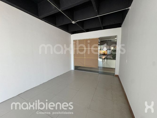 Local en arriendo en Los Balsos, Medellín, 35 m² · foto 2 de 4