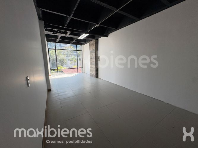 Local en arriendo en Los Balsos, Medellín, 35 m² · foto 4 de 4