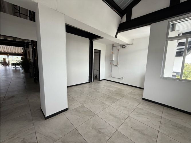 Local en venta en Avenida Centenario, Armenia, 25 m² · foto 4 de 7
