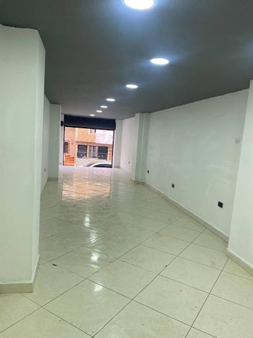 Local en arriendo en Calle Larga, Sabaneta, 50 m² · foto 3 de 5